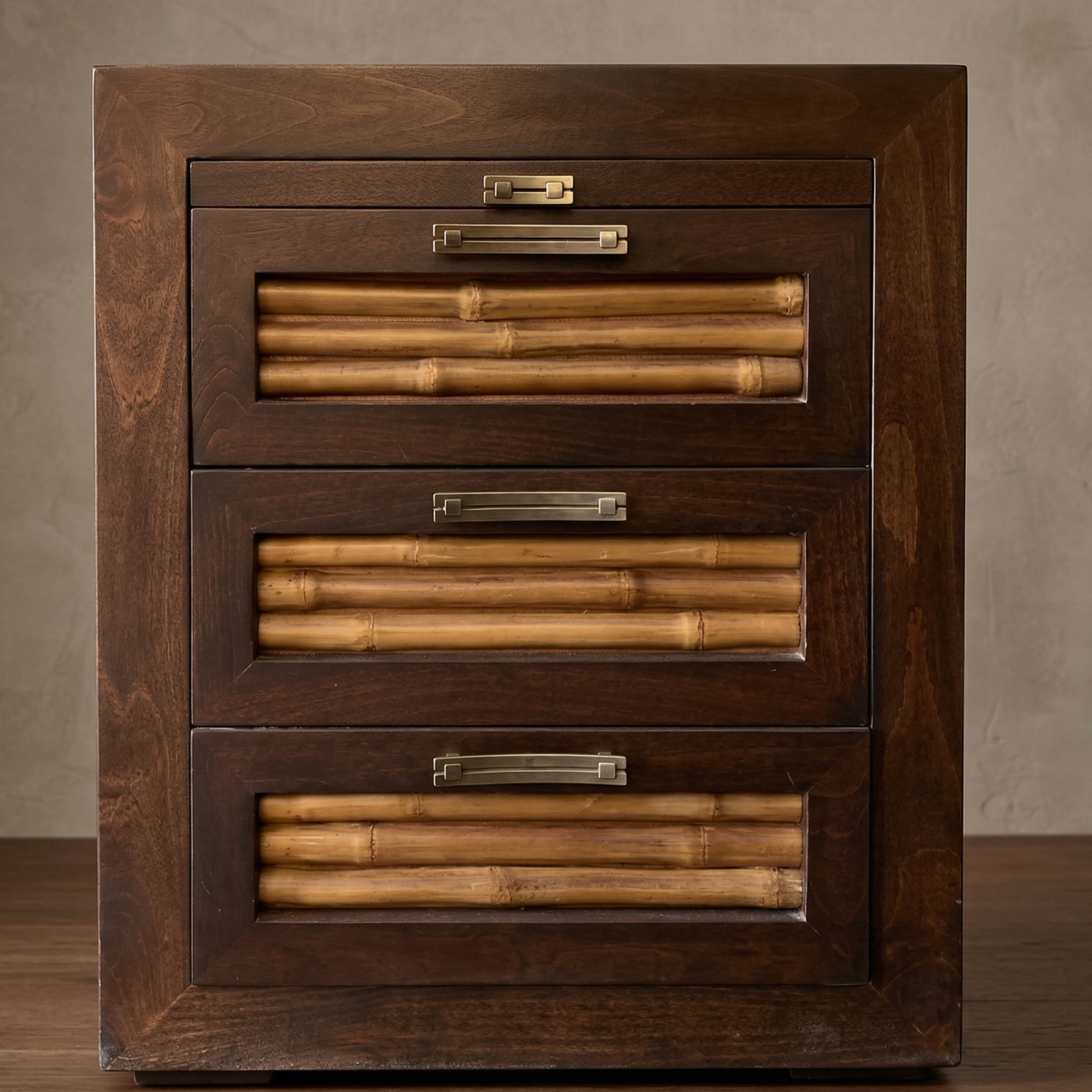 Velador Bambú en madera nativa – El Ciprés